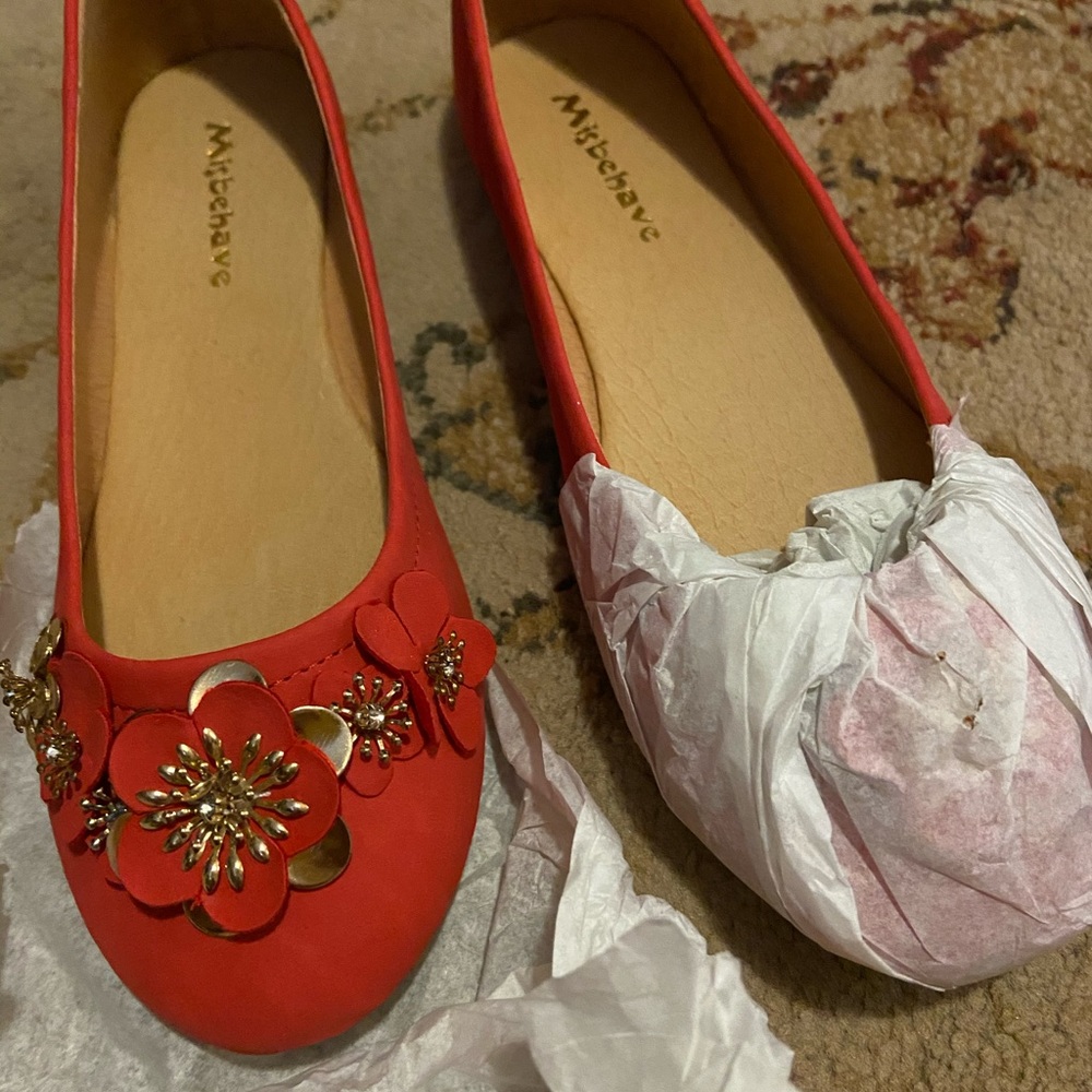 Misbehave Coral Flats